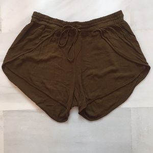 LACAUSA high waisted flowy shorts